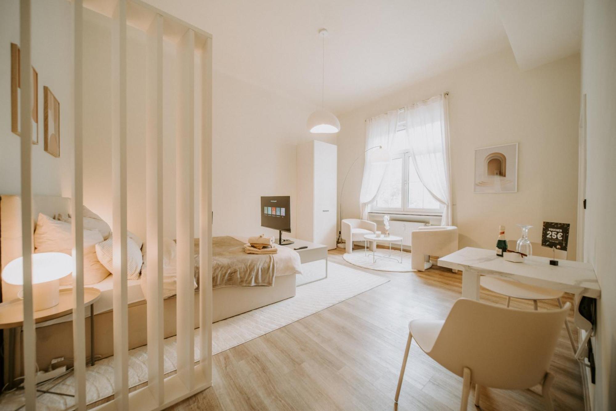 Llr Design - Soleil Blanc Im Zentrum Von Appartement